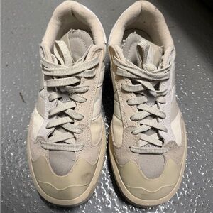 New Balance Beige and Cream Women's Sneakers